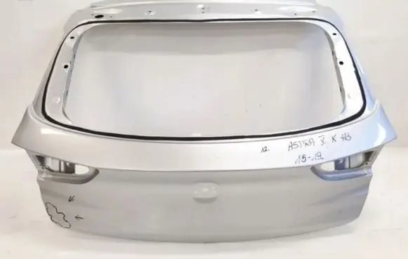 Opel Astra K Tailgate/trunk/boot lid