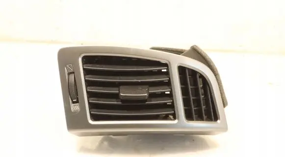 Hyundai i20 (PB PBT) Dashboard side air vent grill/cover trim