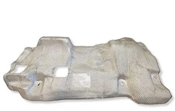 Audi Q7 4M Heat shield in engine bay 4M0825661 4M0825661N