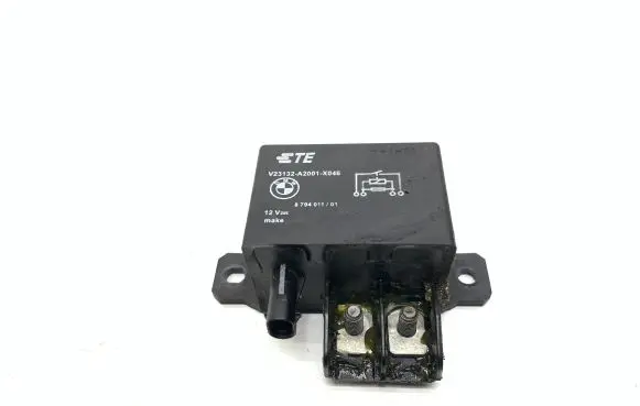 BMW 5 G30 G31 G38 Coolant fan relay 8794011