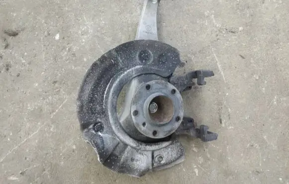 BMW 5 F10 F11 Front wheel hub