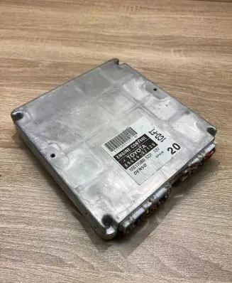 Toyota Corolla E110 Engine control unit/module ECU 8966602120 MB1758005231