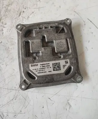 BMW 3 E90 E91 Headlight ballast module Xenon 7263052