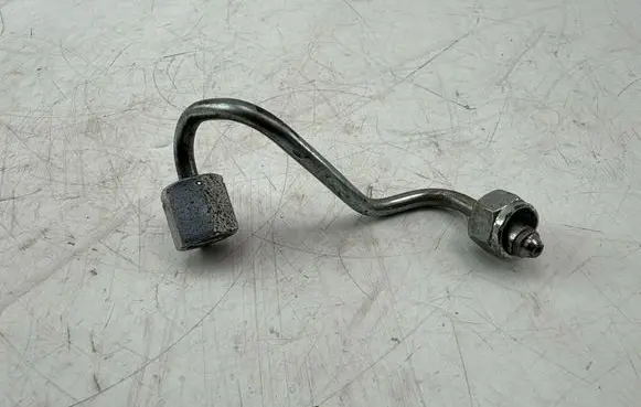 BMW 5 F10 F11 Fuel injector supply line/pipe 