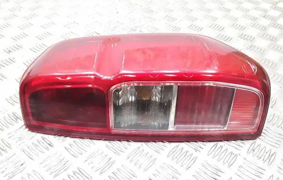 Nissan Navara D40 Rear/tail lights 22016467
