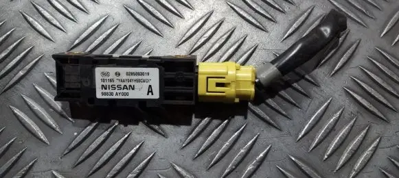 Nissan Primera Airbag deployment crash/impact sensor 0285003019 98830ay000