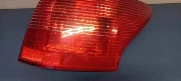 Peugeot 407 Rear/tail lights 03035
