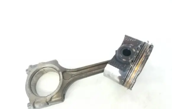 Mazda 3 I Piston with connecting rod