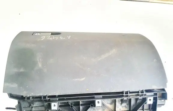 Mercedes-Benz E W212 Glove box a2126800291