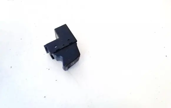 Tailgate opening switch