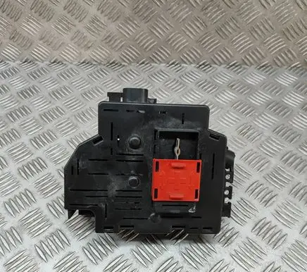 Mercedes-Benz GLE W167 Fuse module A1675404528