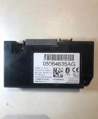 Chrysler Town u0026 Country V Bluetooth control unit module 05064635AG