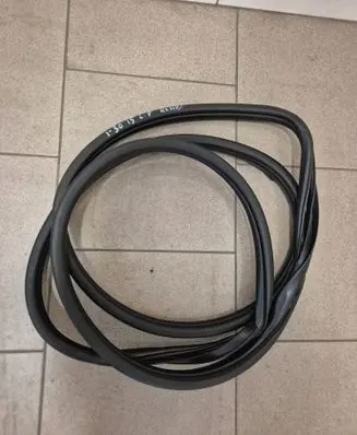 Hyundai i30 Front door rubber seal 