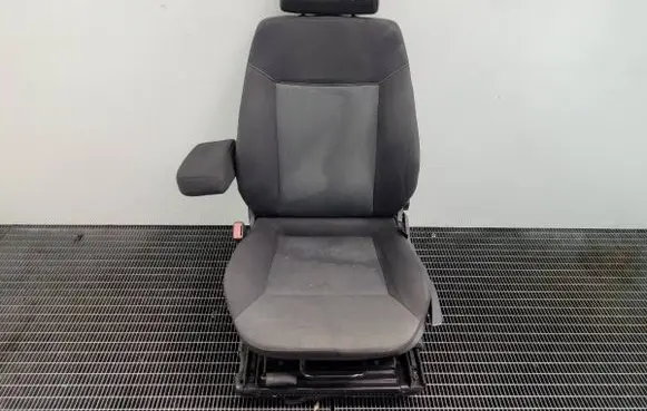 Opel Zafira A Front driver seat