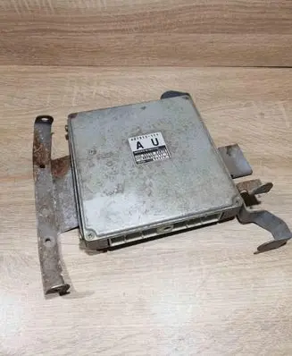 Nissan X-Trail T30 Engine control unit/module ECU 237102J610 407913111