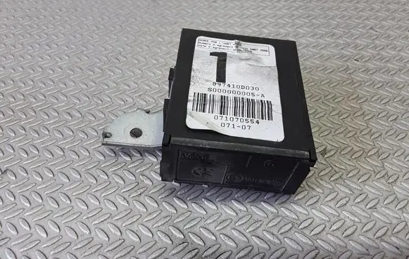 Toyota Yaris Door central lock control unit/module 897410D030