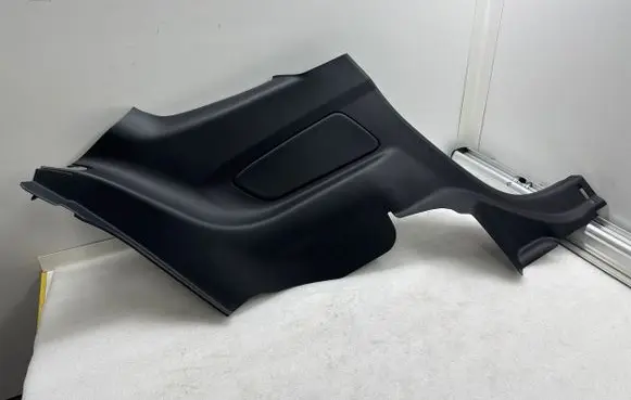 Ford Mustang VI Coupe rear side trim panel FR3B6331013 FR3B6331013A