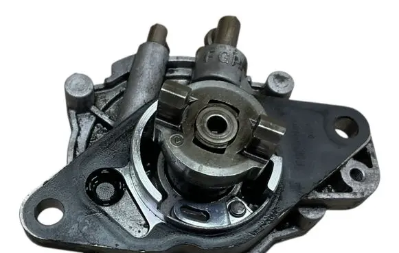 Opel Meriva A Vacuum pump 55186752