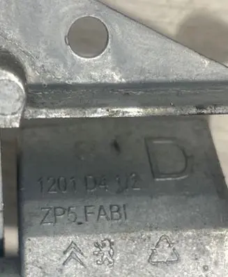 Front door exterior handle/bracket