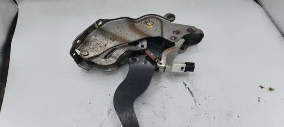 Honda CR-V Brake pedal NOCODE