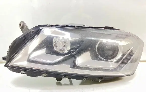 Volkswagen PASSAT B7 Headlight/headlamp 3AB941751 90005332 8K0941597B