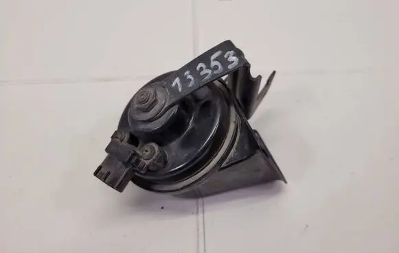 Hyundai Tucson TL Horn signal 96611-D3000