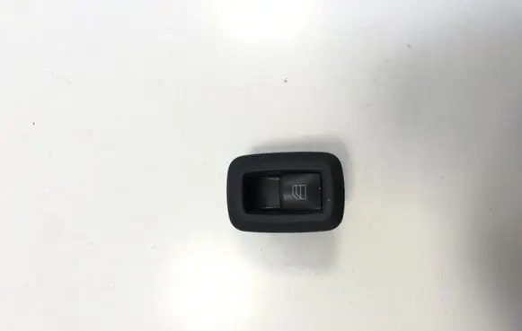 Mercedes-Benz B W245 Electric window control switch A2518200510 03128150