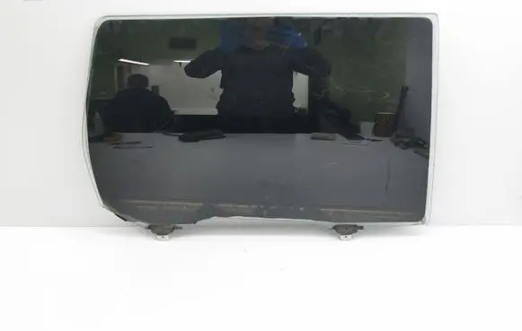 Mitsubishi Outlander Rear door window glass