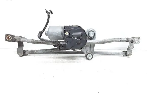 Front wiper linkage and motor
