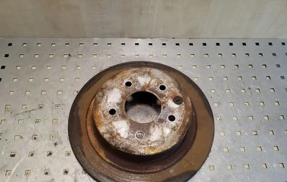 Nissan Qashqai+2 Rear brake disc