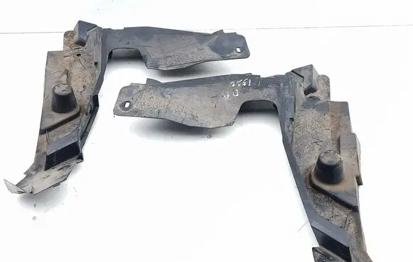 Ford Mustang Mach-E Wiper trim LJ8BR021A36 LJ8BR021A37