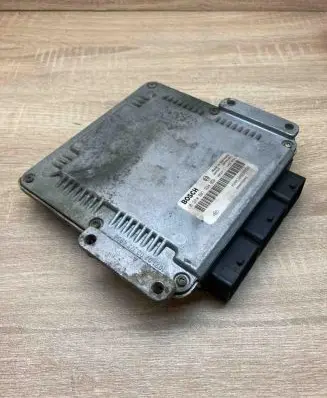 Renault Laguna II Engine control unit/module ECU 8200039569 0281001934