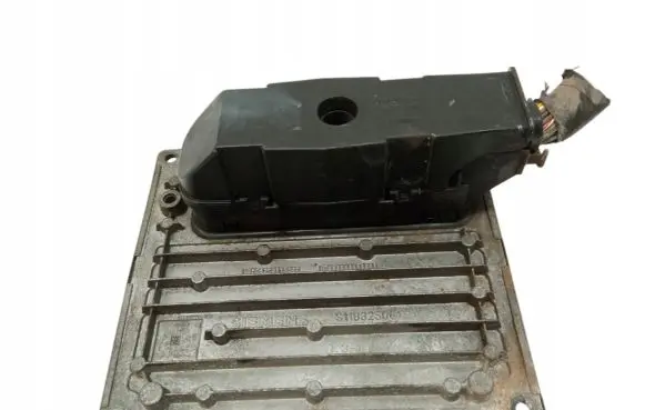 Ford Fiesta Engine control unit/module 4S61-12A650-NC