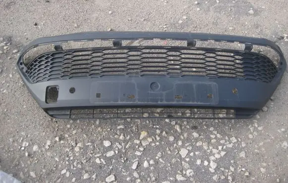 Toyota C-HR I Front grill 52129F4110