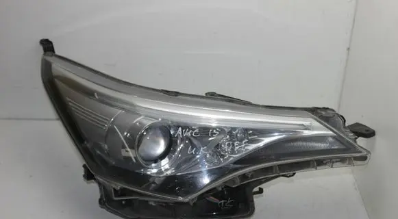 Toyota Avensis T270 Headlight/headlamp