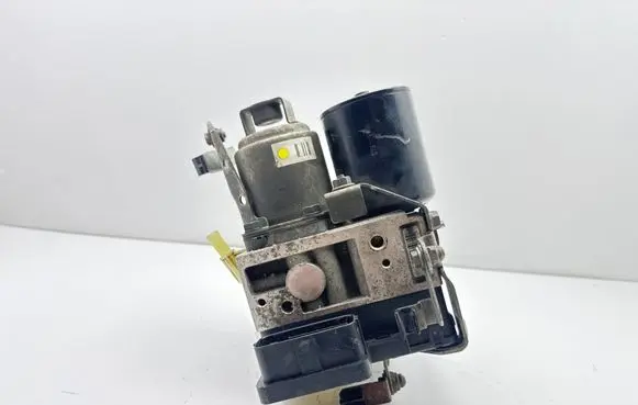 Toyota Prius (XW20) ABS Pump 4451047050 2Q1261084