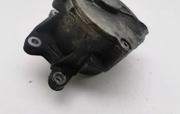 Jeep Grand Cherokee (WK) Vacuum pump A6422300165