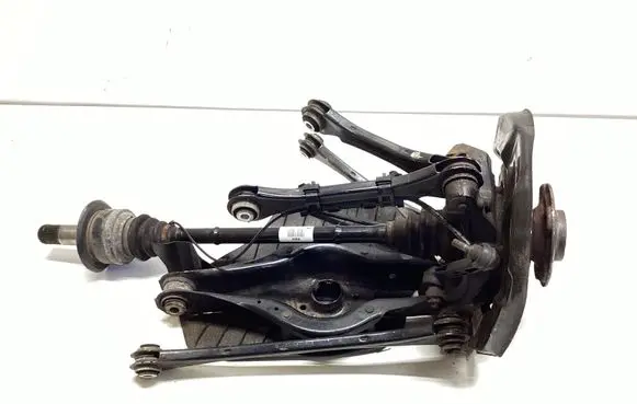 BMW 4 F32 F33 Rear wheel hub spindle/knuckle 7597690