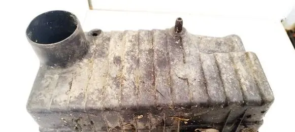 Citroen Xsara Picasso Air filter box 