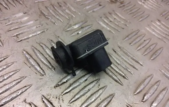 Land Rover Discovery 5 Air quality sensor 31418282