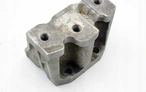 Ford Galaxy Engine mounting bracket 7M5399135A