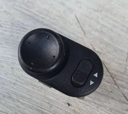 Opel Agila A Wing mirror switch 09226861 3556