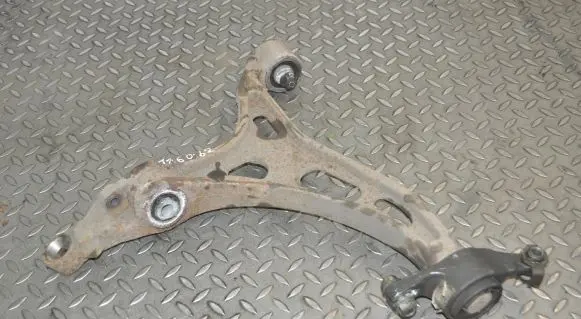 Jeep Grand Cherokee (WK) Front lower control arm/wishbone