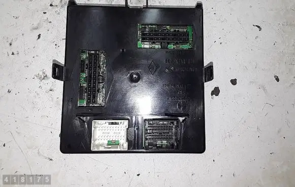 Renault Laguna II Engine control unit/module 8200206771