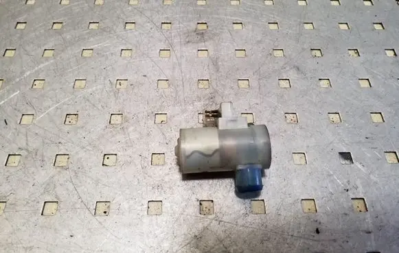 Mitsubishi Pajero Windscreen/windshield washer pump