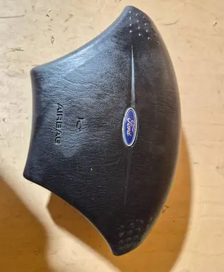 Ford Focus Steering wheel airbag 98ABA042B85DCYYFY