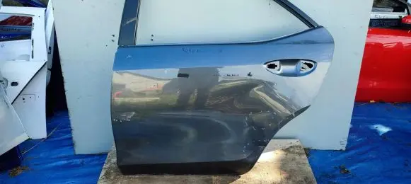 Toyota Corolla E110 Rear door 67004-02410