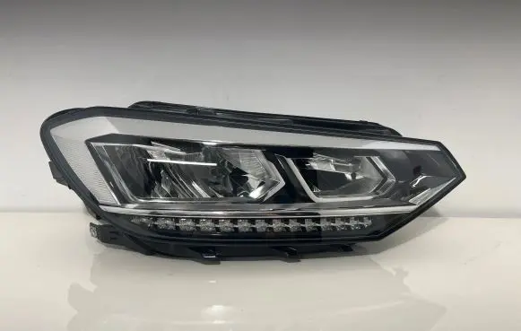 Volkswagen Touran III Headlight/headlamp 5TB941036E 0301299232