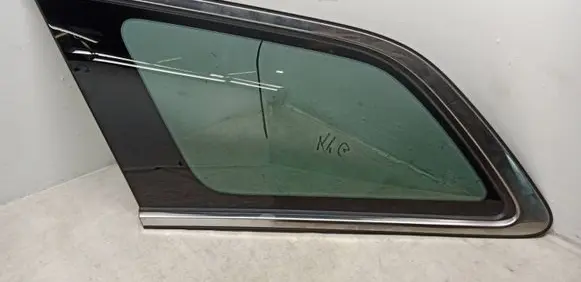 Mazda CX-7 Rear side window 43R005844