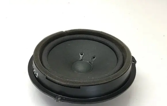 Ford Focus Front door speaker AA6T18808AA